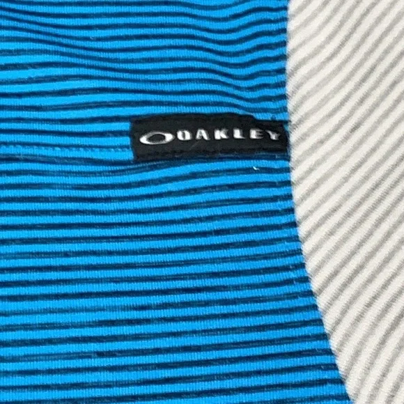 Oakley Men’s Fitted Golf Shirt- L - Picture 6 of 9
